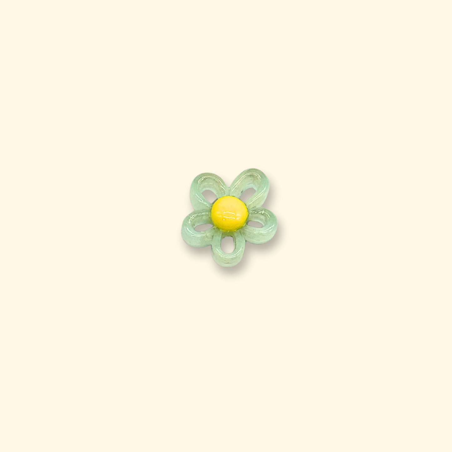 Green flower charm designed for pet collars, adding a fresh and vibrant look to your pet's style