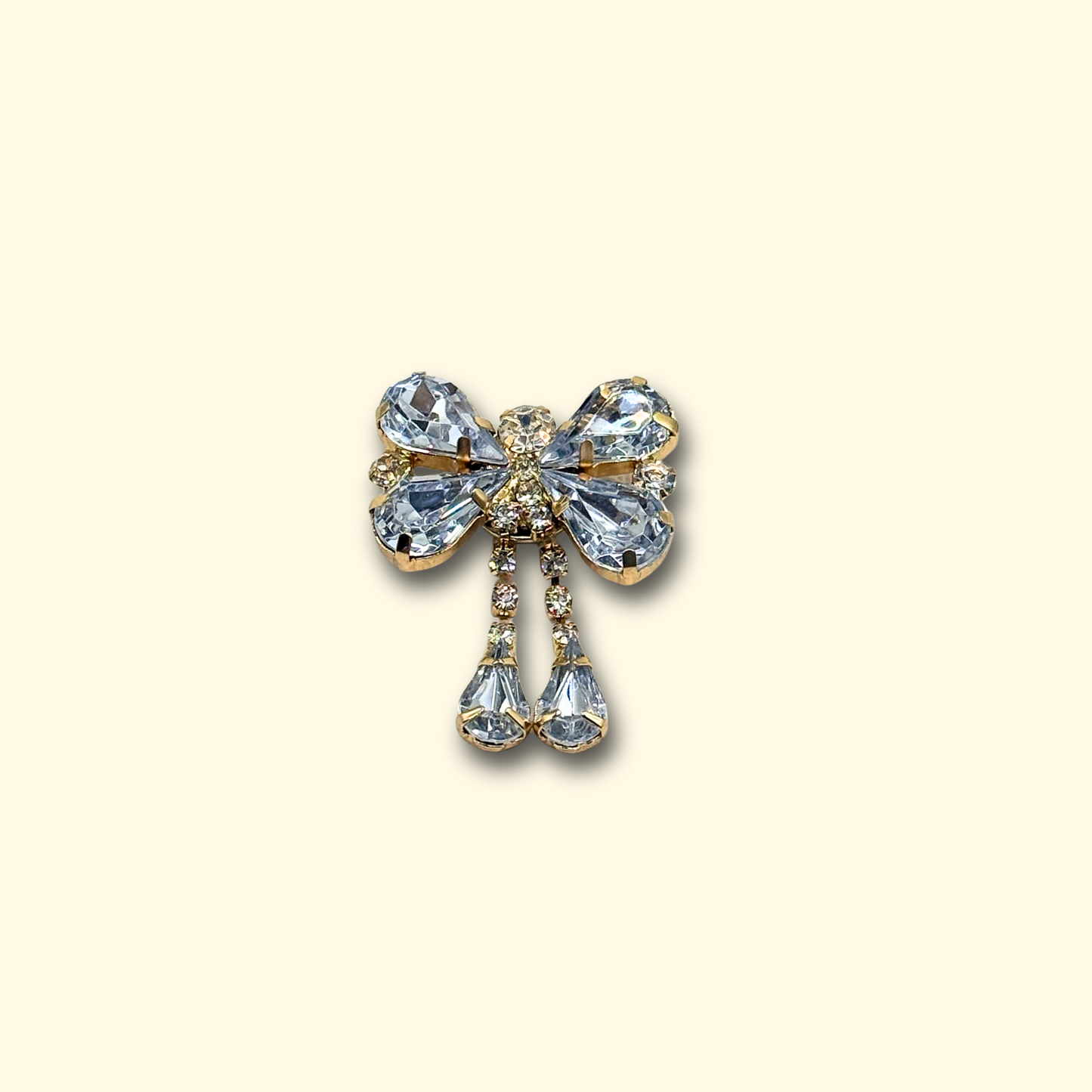White Diamond Pet Charm - Elegant White charm with a diamond design for pets